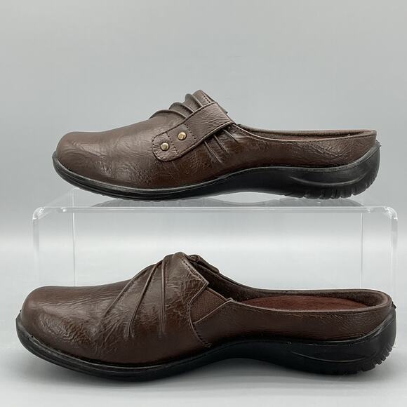 NEW Easy Street Women’s Holly Lightweight Mules Brown Size 5.5M - Picture 2 of 10